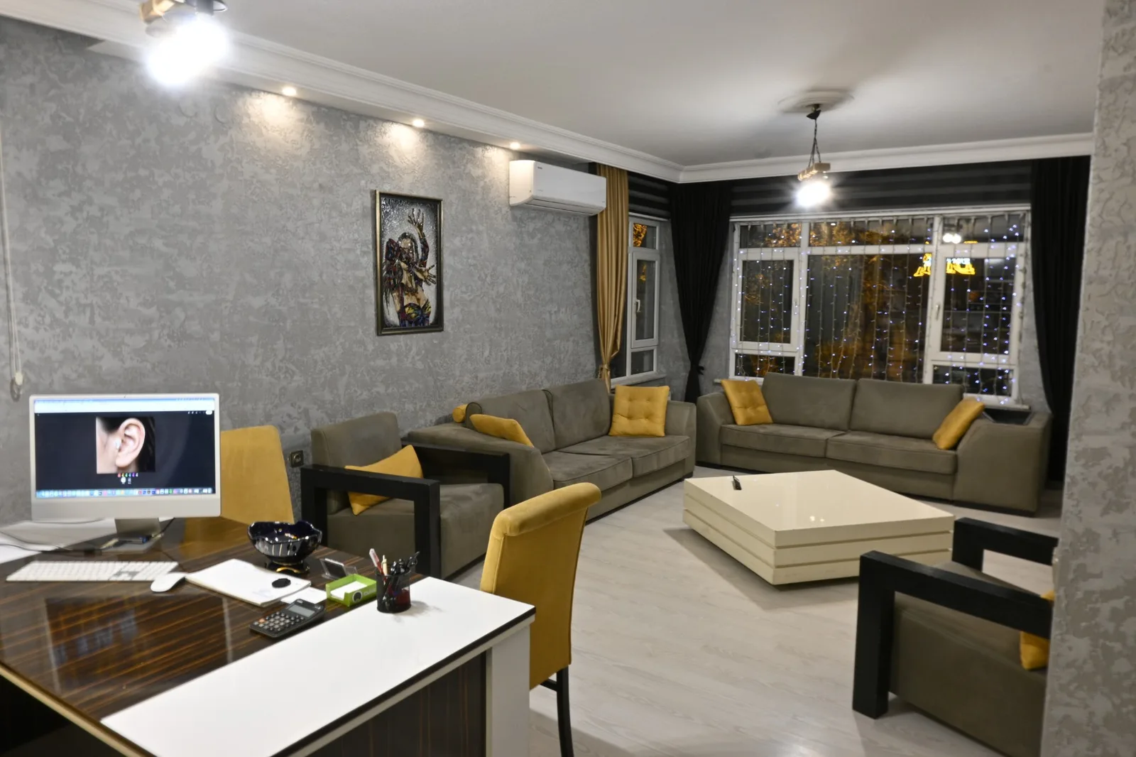 The waiting area and the reception desk